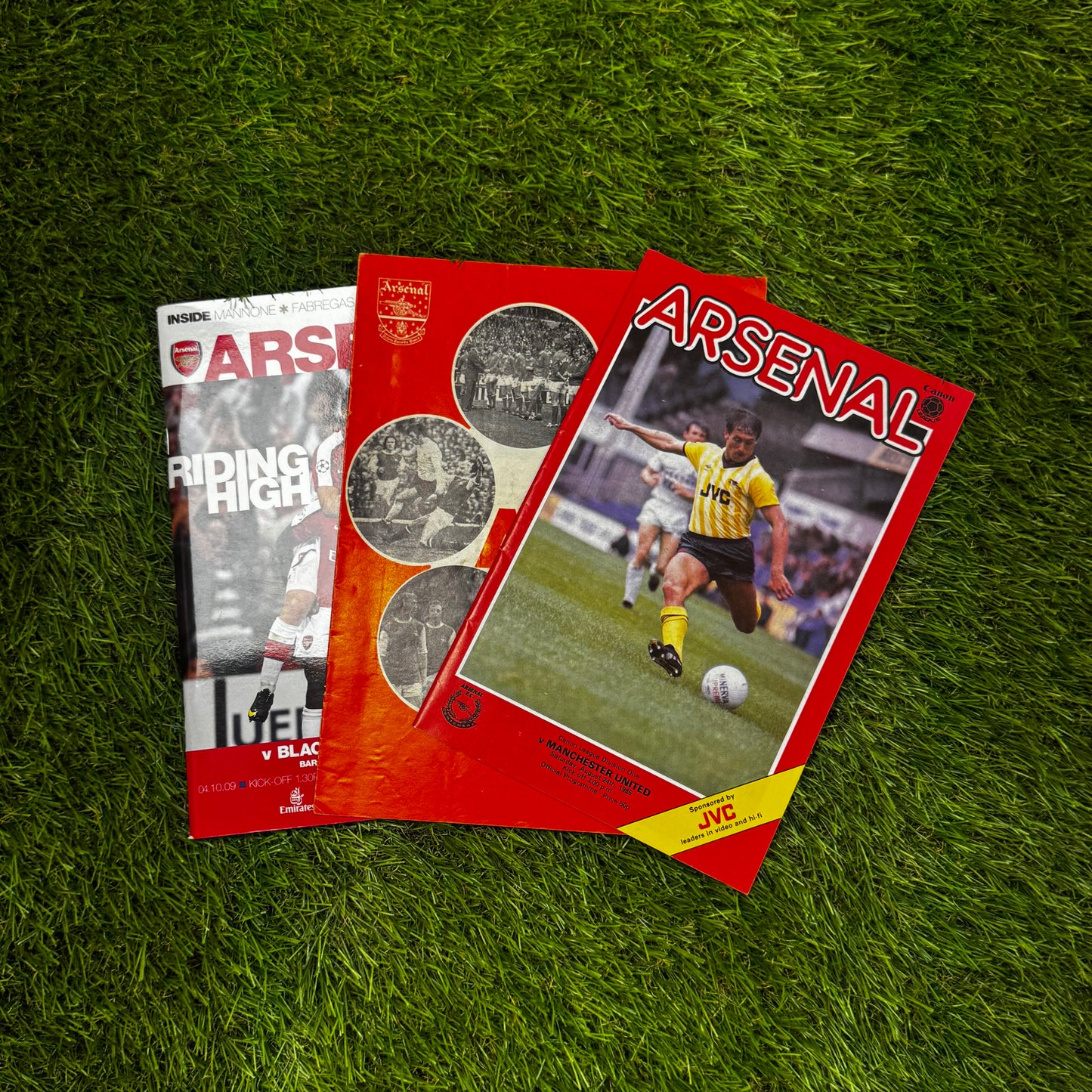 Retro Football Programmes 3-Pack Mystery Box