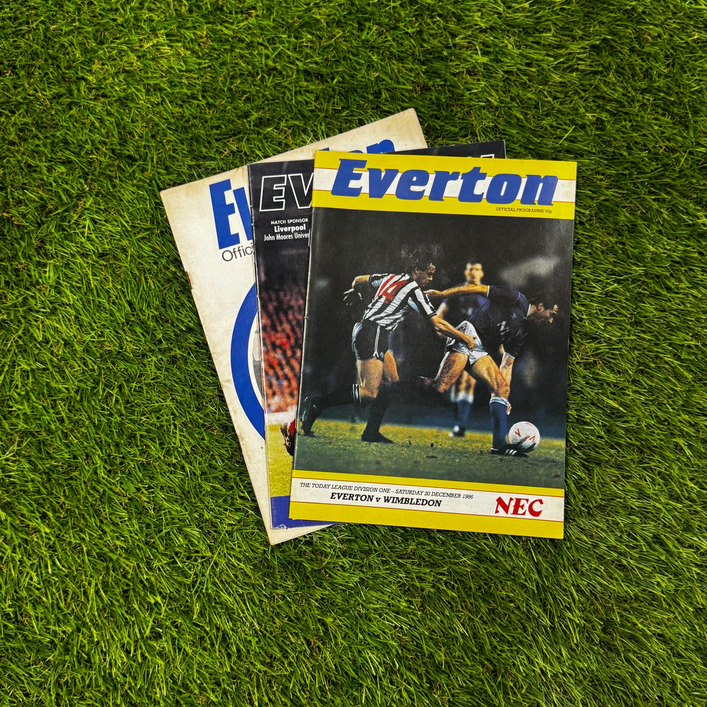 Retro Football Programmes 3-Pack Mystery Box