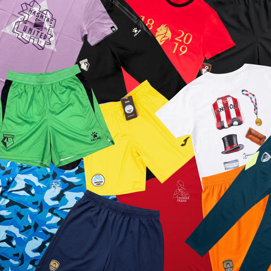 Kid's Lucky Dip Football Box – English Clubs (1 Item)